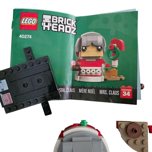 LEGO BrickHeadz Mrs. Claus #40274 – Retired Collectible Set - Picture 2 of 5